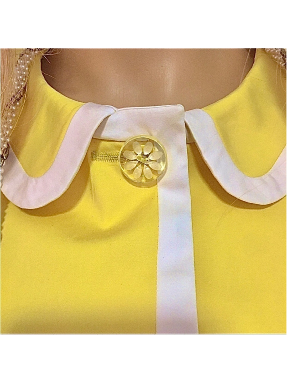 ESCADA 2 PIECE JACKET 43 AND PANTS 44 SET IN SUNFLOWER IN EXCELLENT CONDITION - Picture 5 of 16